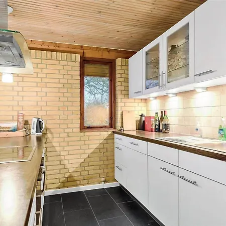 11804-nykobing-sj-linesvej-2 * Nyrup